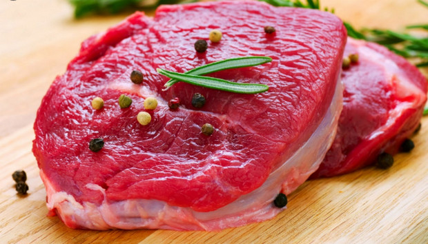 Xăm môi kiêng ăn thịt bò, thịt gà, thịt vịt 