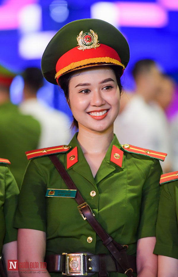 Những nữ cảnh sát xinh đẹp của màn ảnh Việt