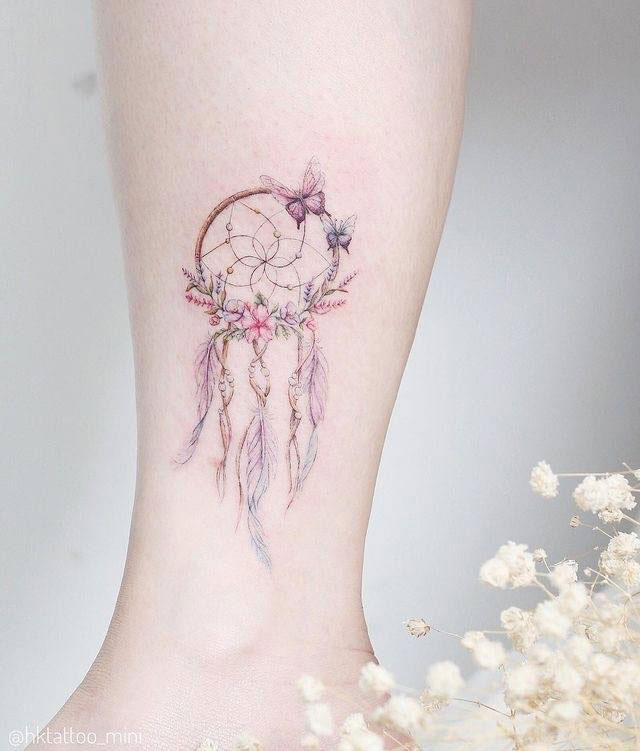 Hình tattoo chuông gió ở cổ chân nữ xinh