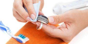 cách làm sáng bạc 925 tại nhà